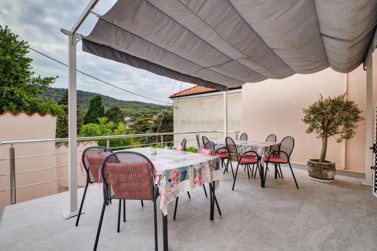 Apartments Ljubica Veli Lošinj Exterior foto