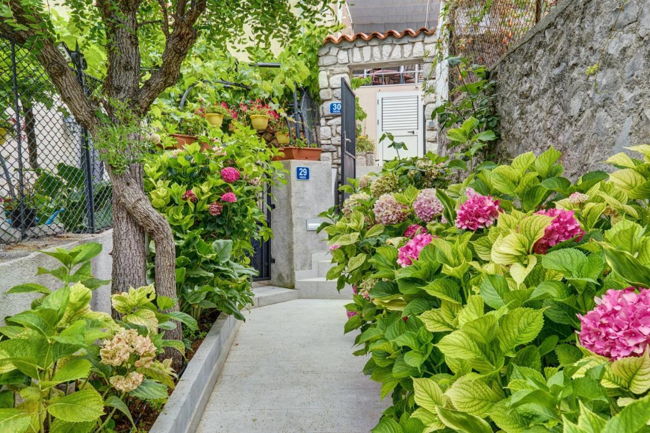 Apartments Ljubica Veli Lošinj Exterior foto