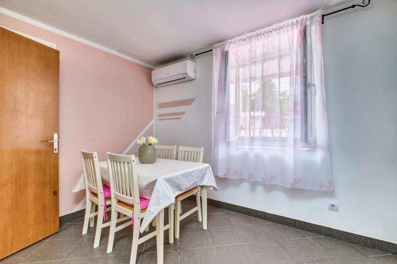 Apartments Ljubica Veli Lošinj Exterior foto