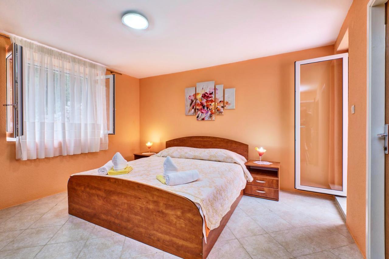 Apartments Ljubica Veli Lošinj Exterior foto