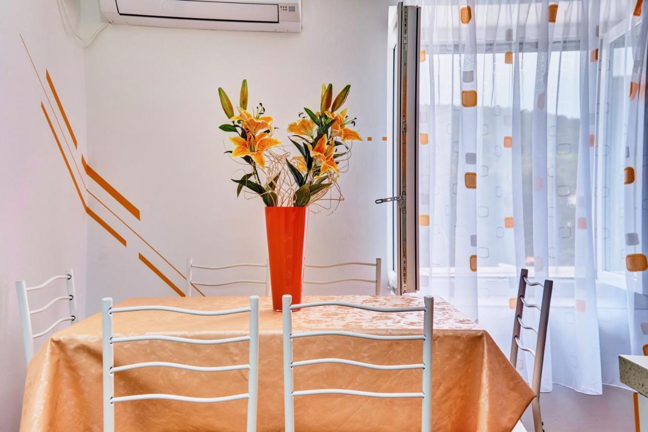 Apartments Ljubica Veli Lošinj Exterior foto